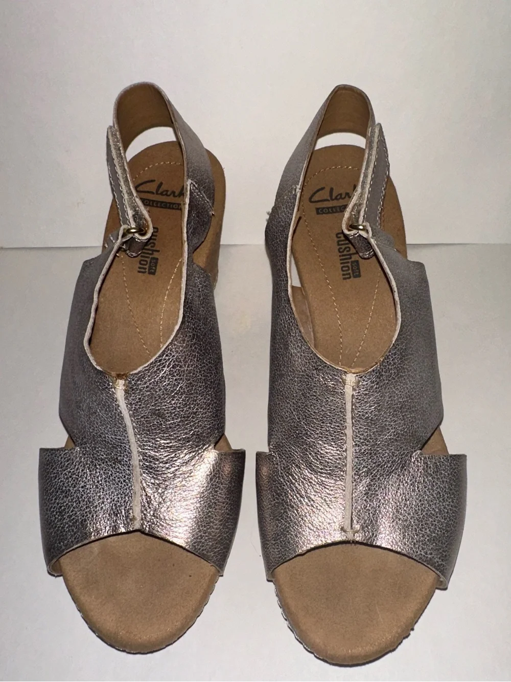 Clarks Helio Wedge Sandals Womens Size 8.5 M Silver Leather Slingback Cork Heels
